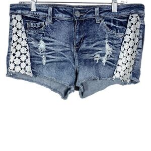 Rue21 Distressed Crochet Blue Denim Shorts.  Sz 11/12